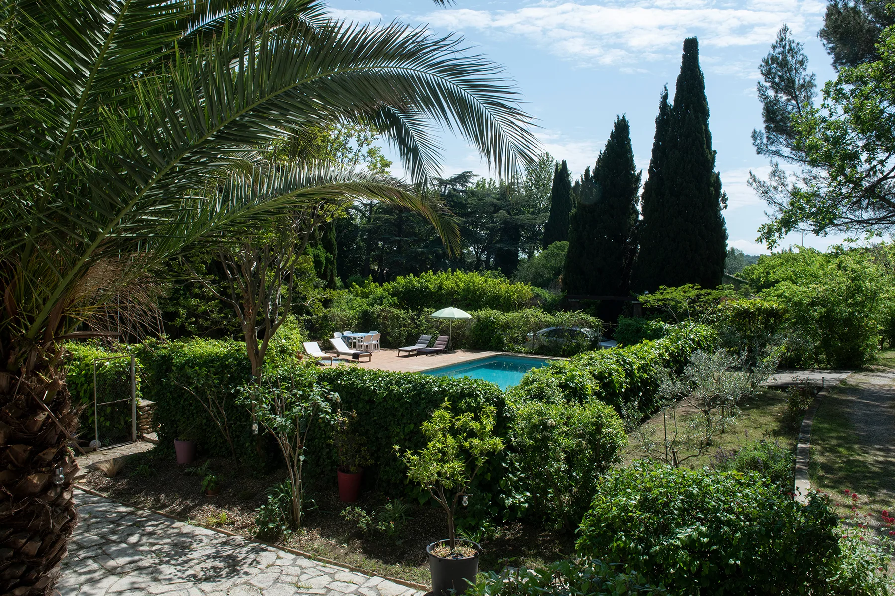 Piscine clôturée 12×6 m — Villa Plaisance, Bédarrides