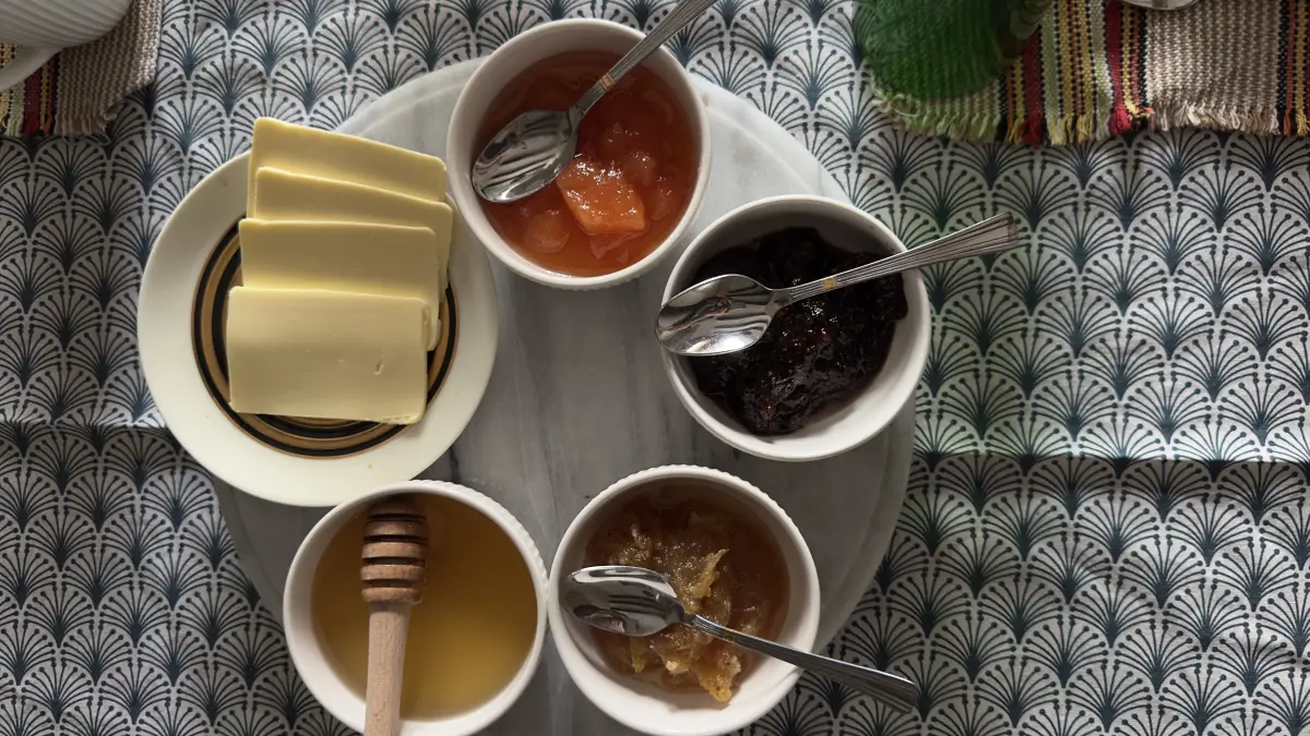 Petit-déjeuner maison inclus