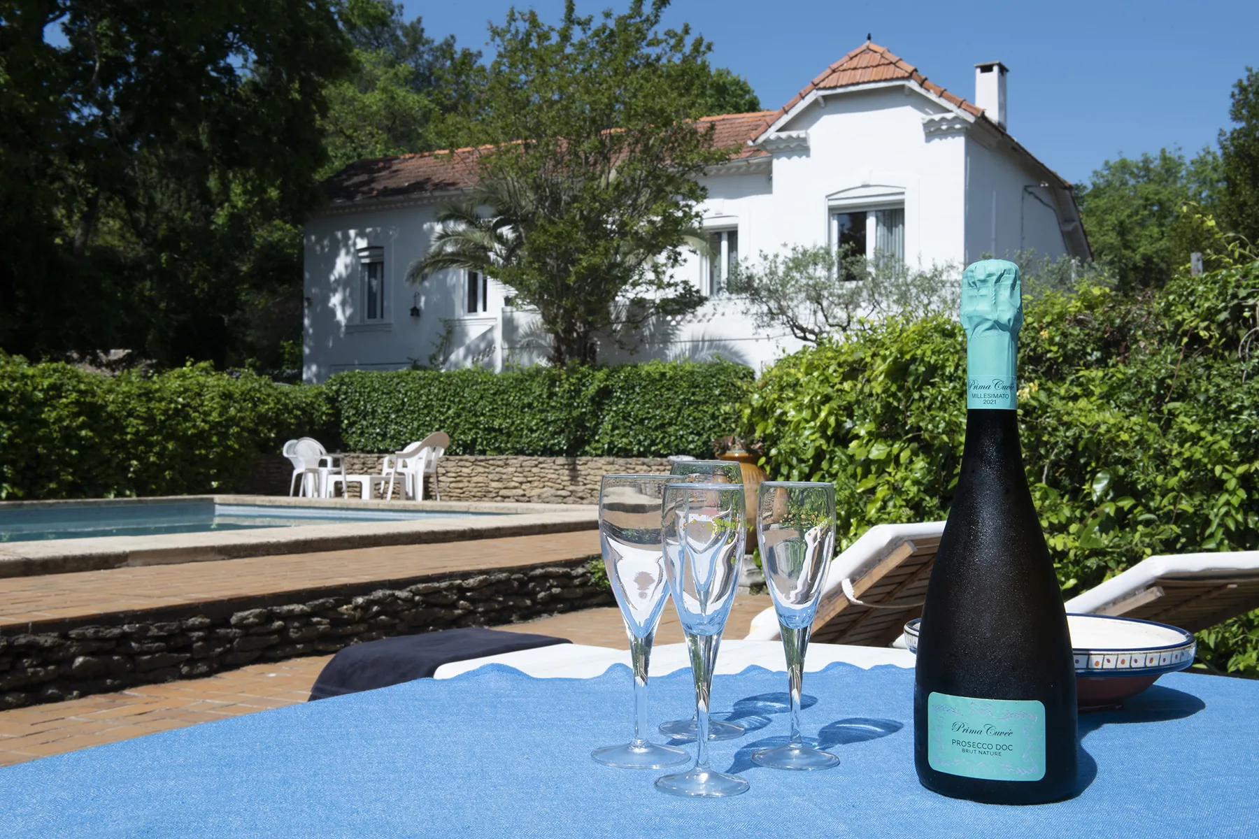 Piscine clôturée 12×6 m — Villa Plaisance, Bédarrides